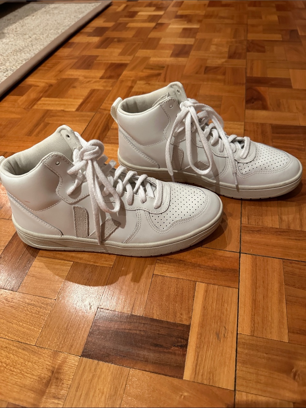 Women’s Vega White High-Top Sneakers – Casual Lace-Up - classic style